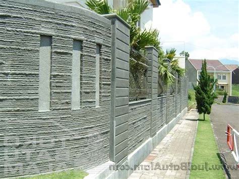 model dinding batu alam rumah minimalis tips memilih